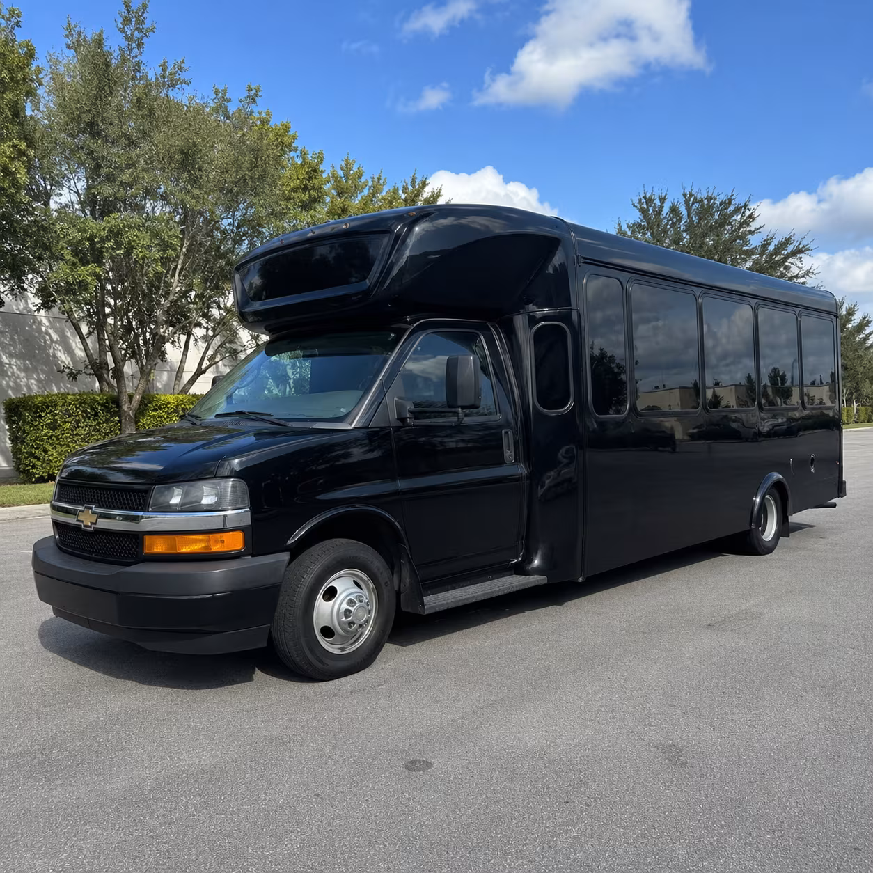 petaluma bus rentals