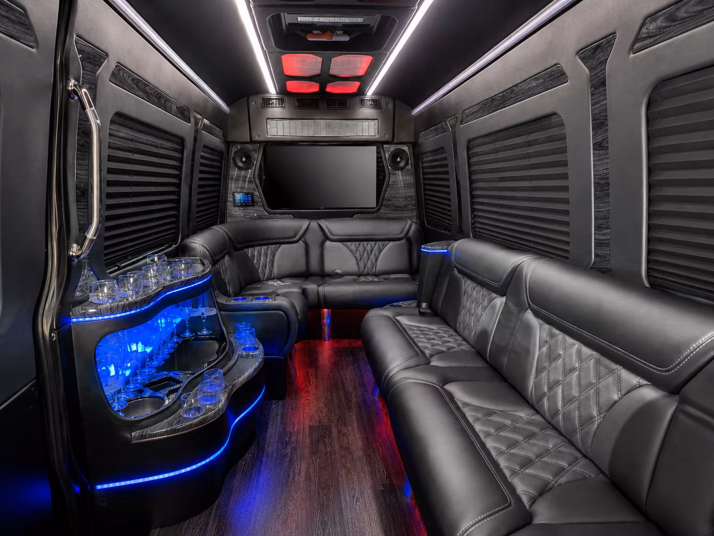 santa rosa 28 passenger party bus